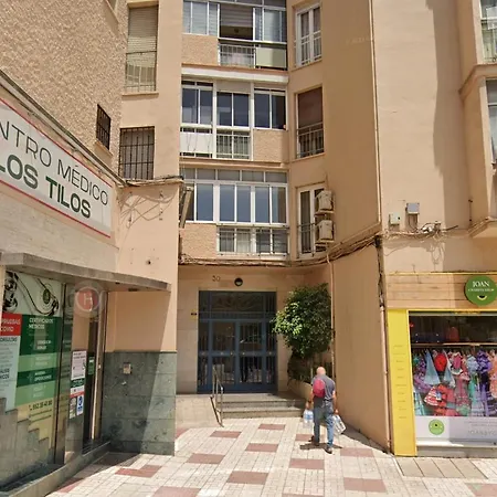 Estudio Cerca Estacion Bus Y Tren Apartment *